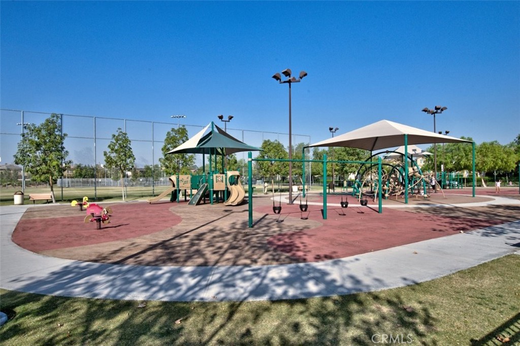 3028 N JUNEBERRY Street