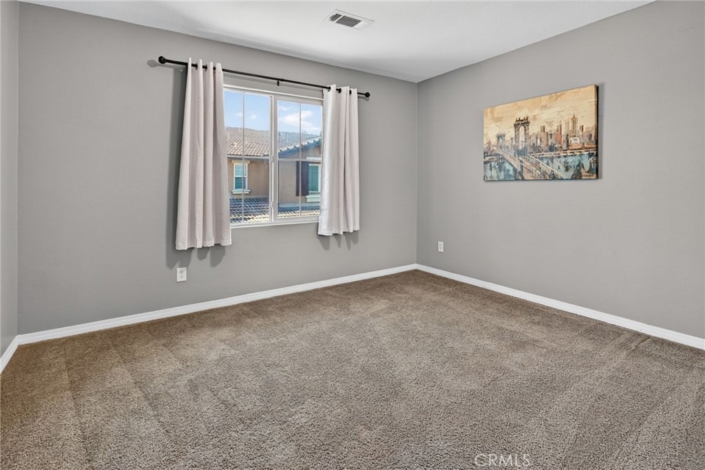 3028 N JUNEBERRY Street