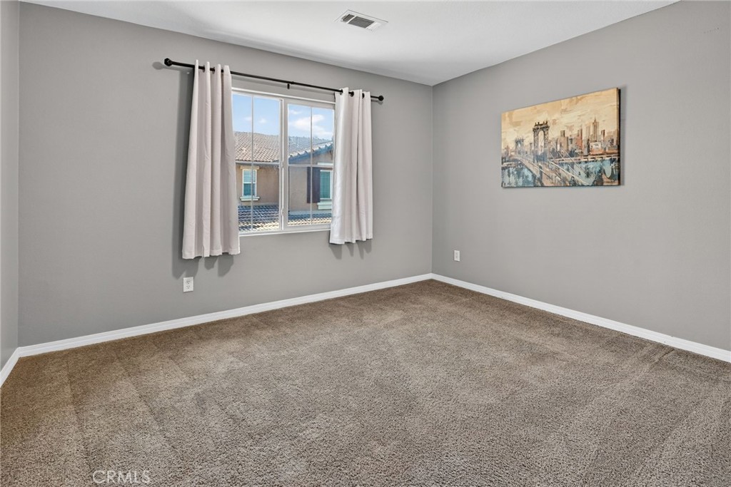 3028 N JUNEBERRY Street