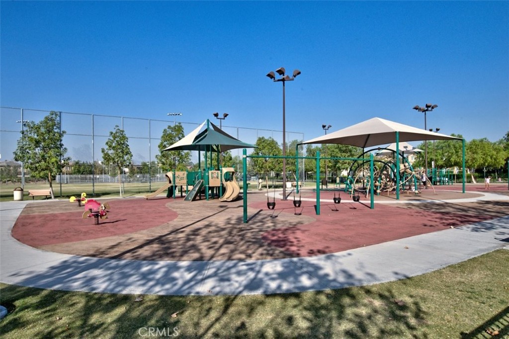 3028 N JUNEBERRY Street