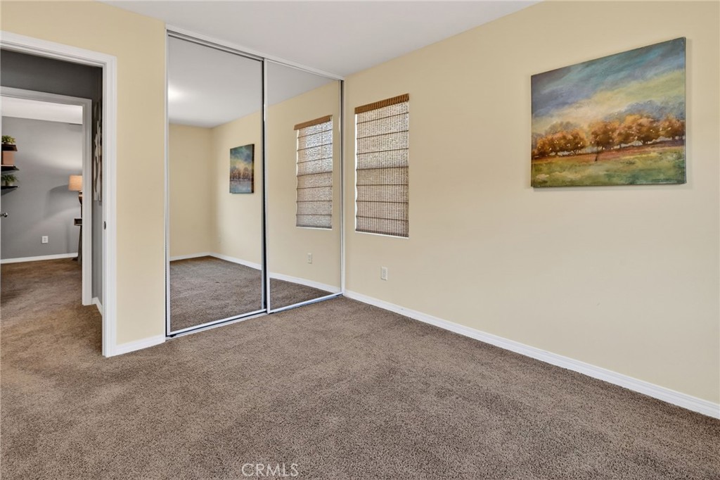 3028 N JUNEBERRY Street