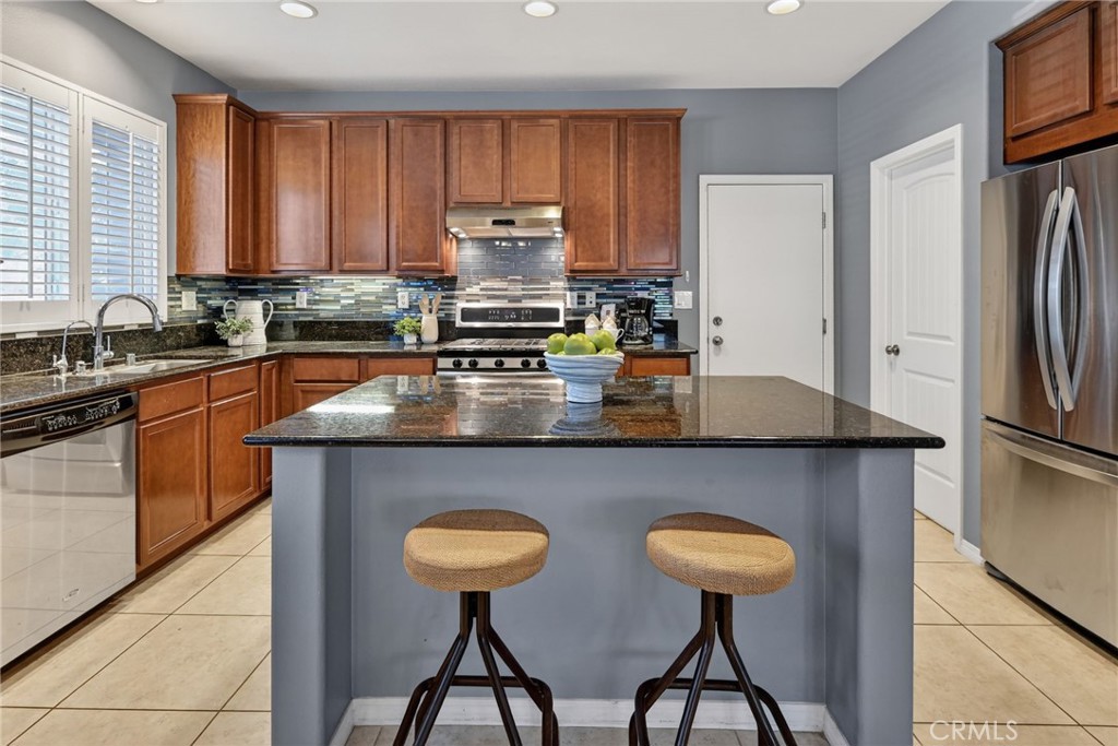 3028 N JUNEBERRY Street