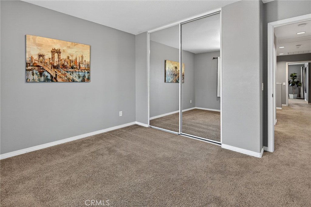 3028 N JUNEBERRY Street