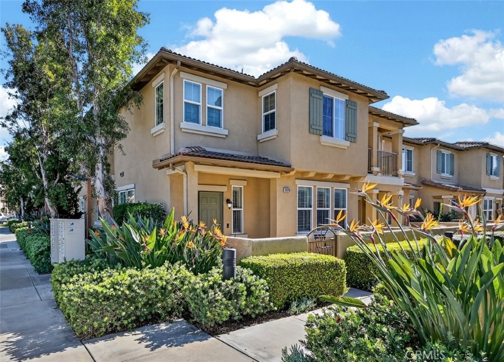 3028 N JUNEBERRY Street