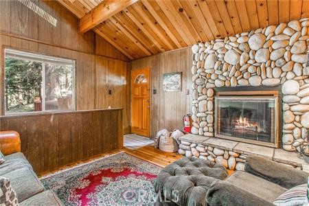 42962 Dogwood Drive