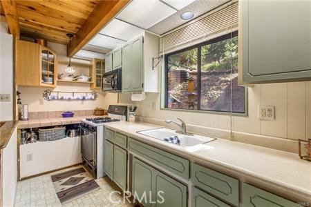 42962 Dogwood Drive