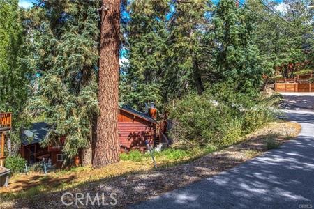 42962 Dogwood Drive