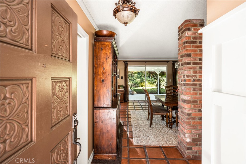 1431 La Colina Drive