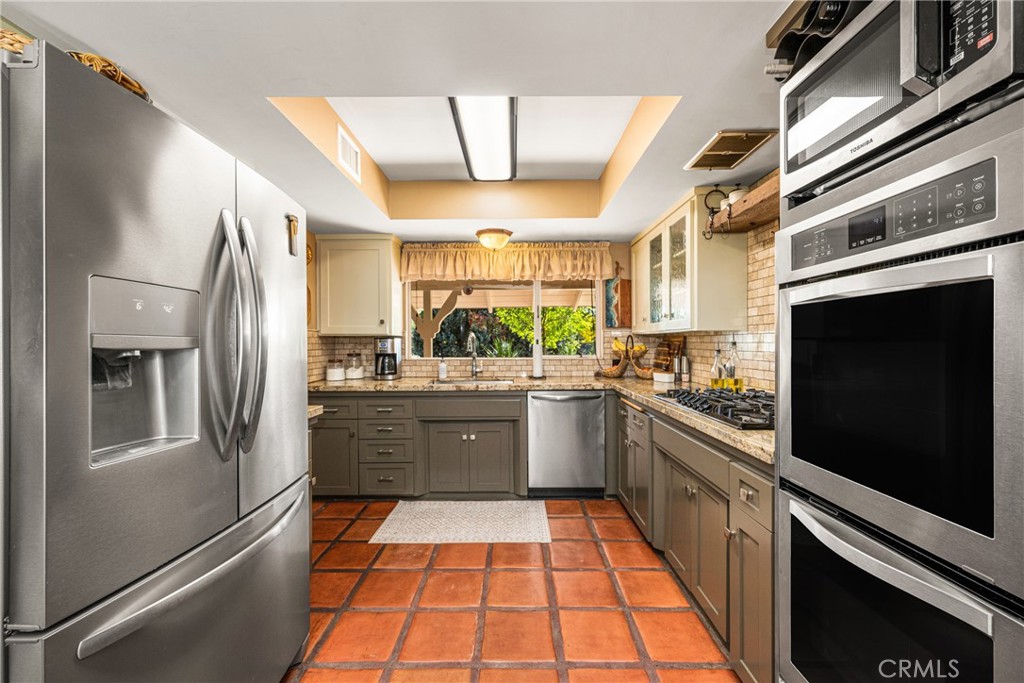 1431 La Colina Drive