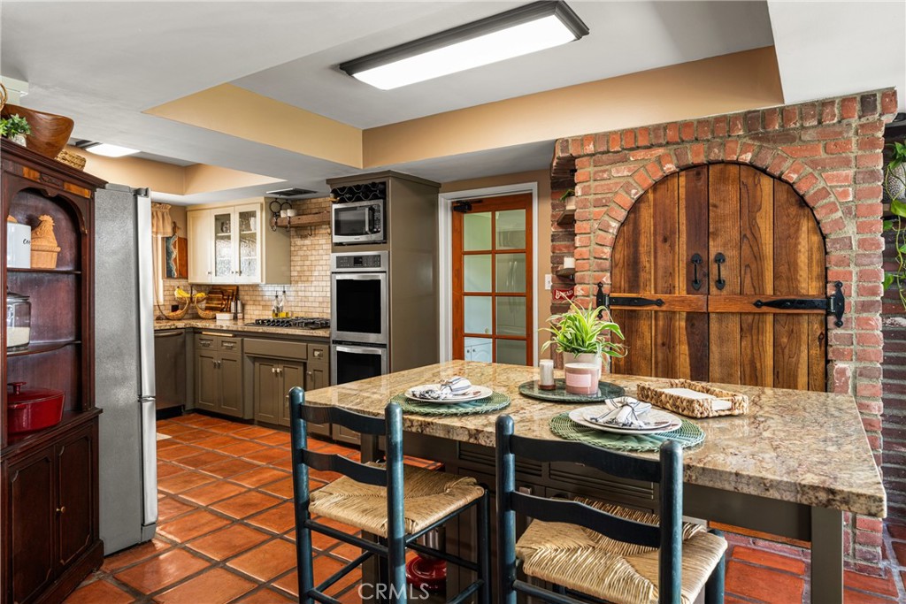 1431 La Colina Drive