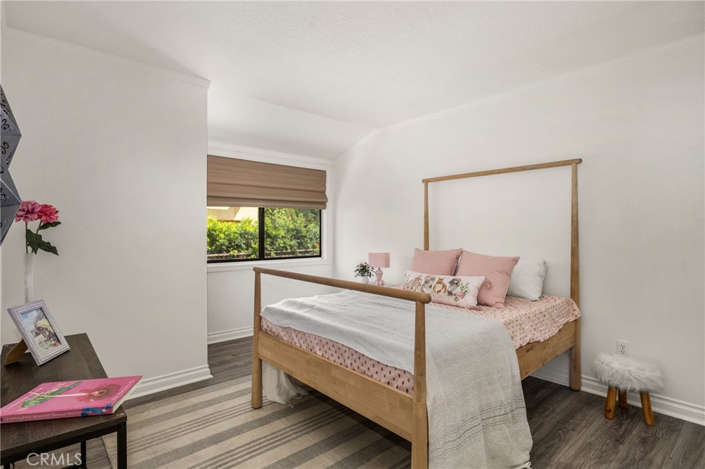 25712 Le Parc 56