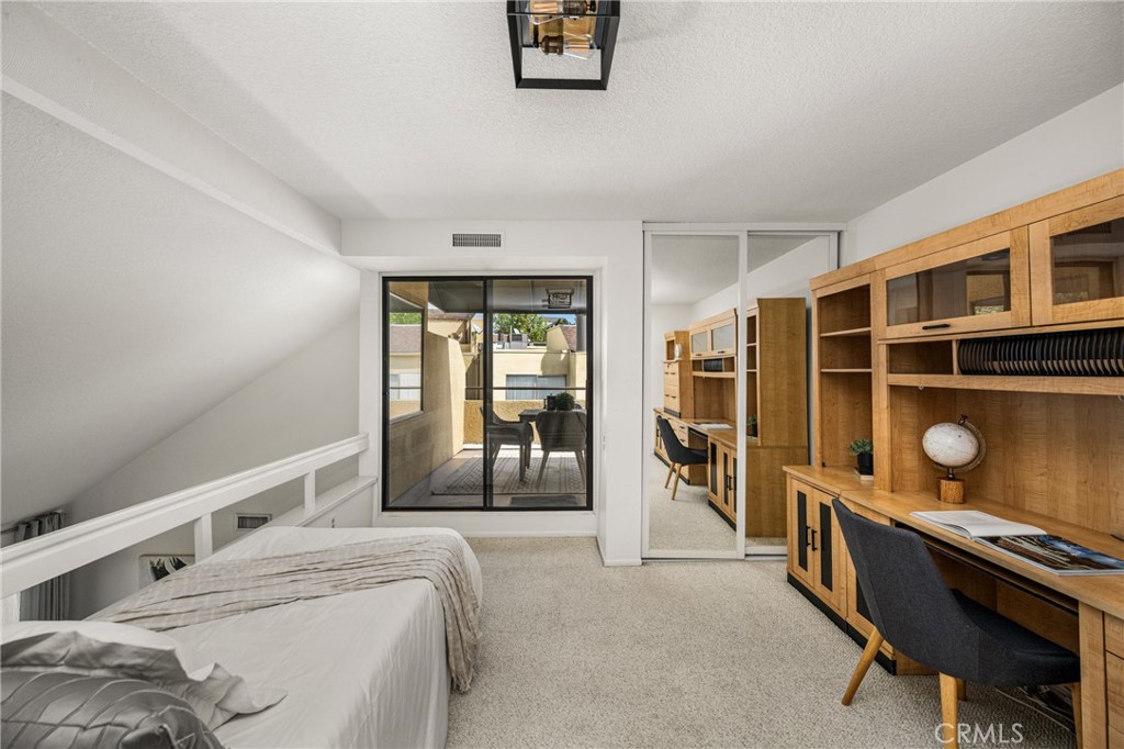 25712 Le Parc 56