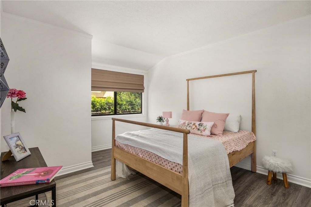 25712 Le Parc 56