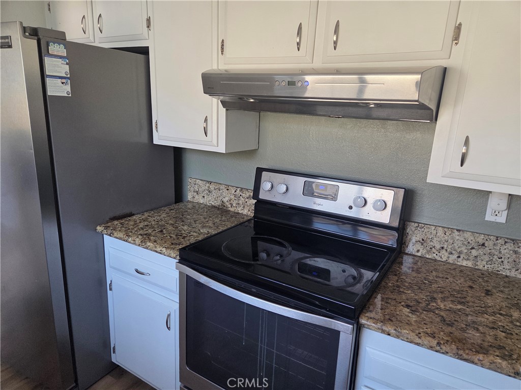 1107 W Memory Lane 6C