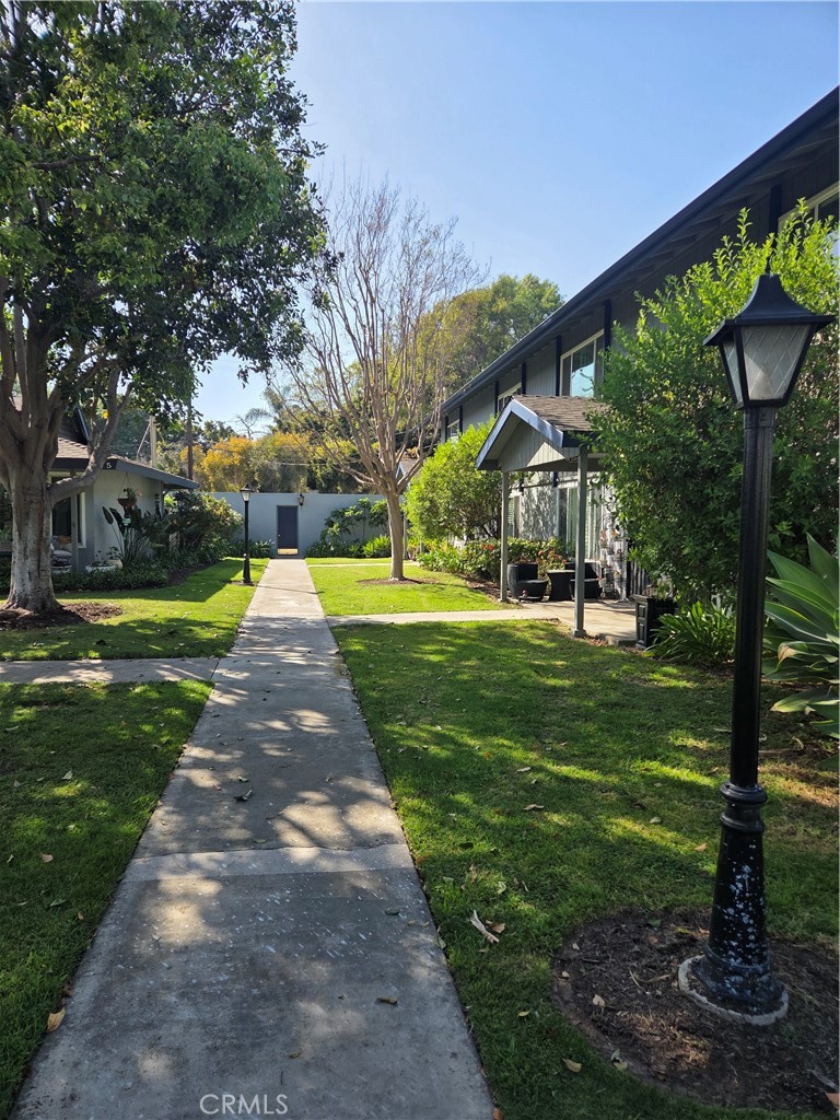 1107 W Memory Lane 6C