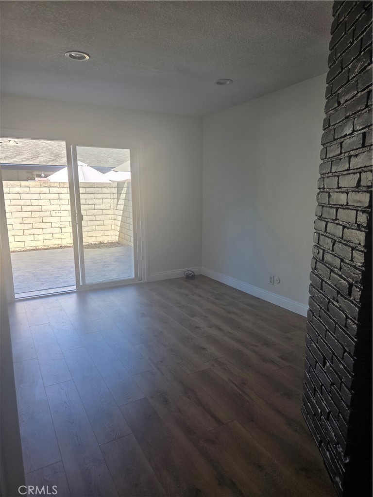 1107 W Memory Lane 6C