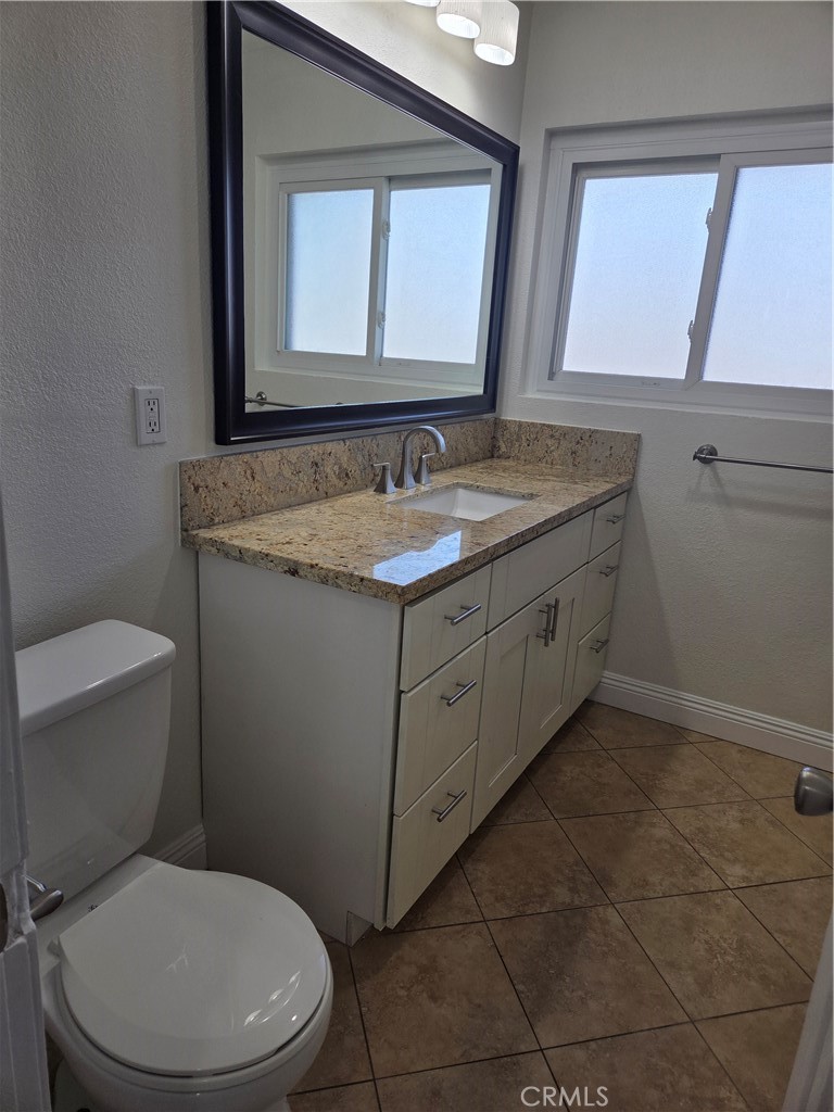 1107 W Memory Lane 6C