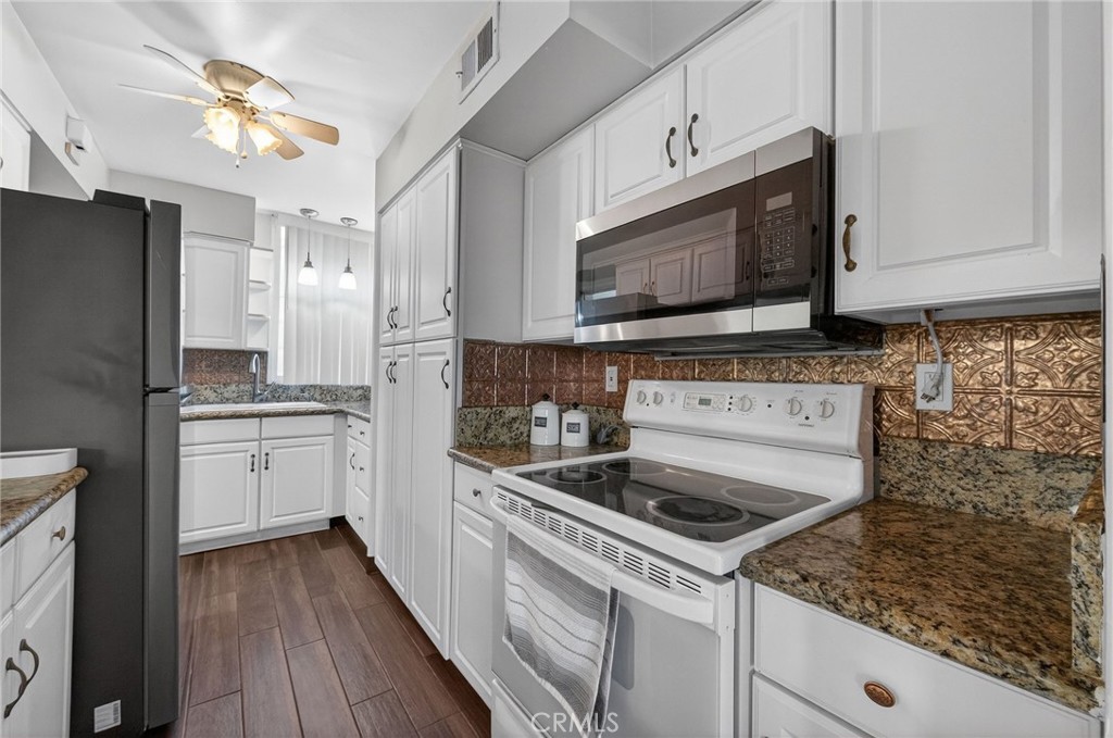 6979 Palm Court 146N