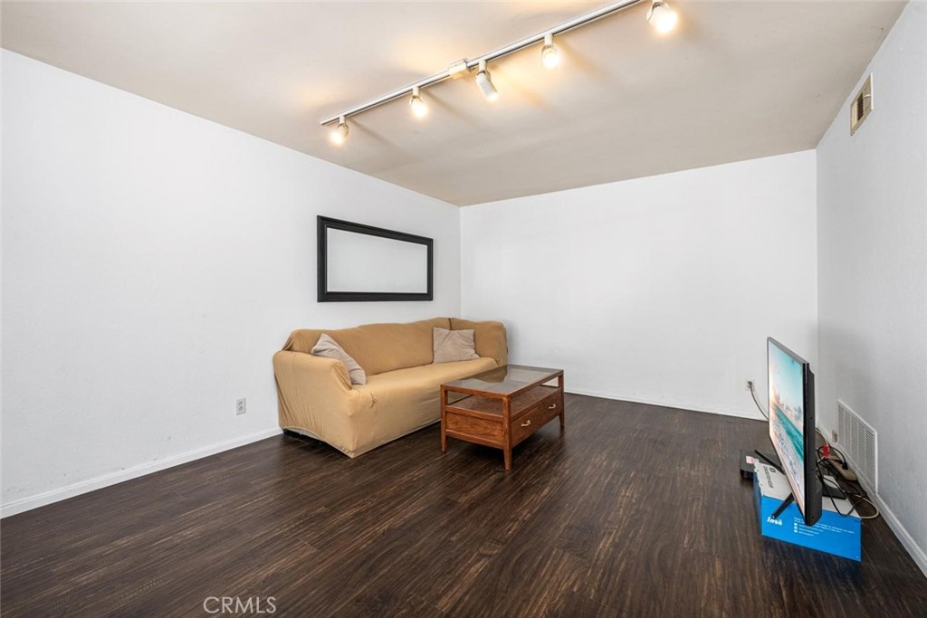 22994 Via Pimiento B3