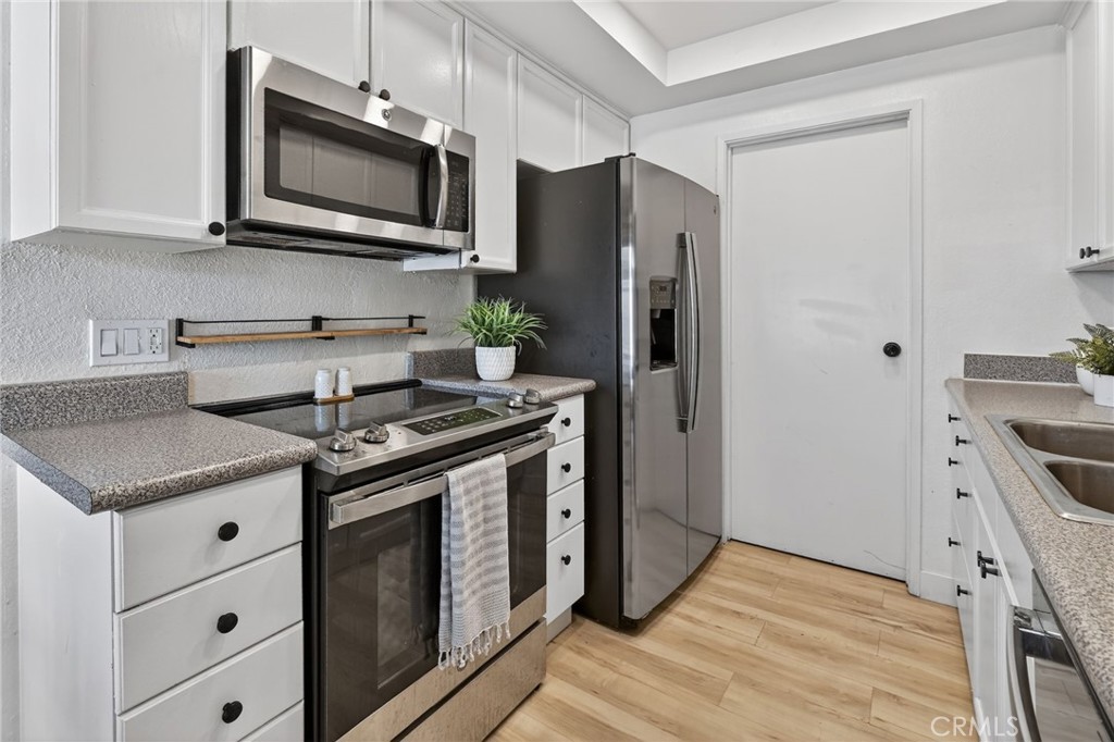 20314 FLOWER GATE Lane