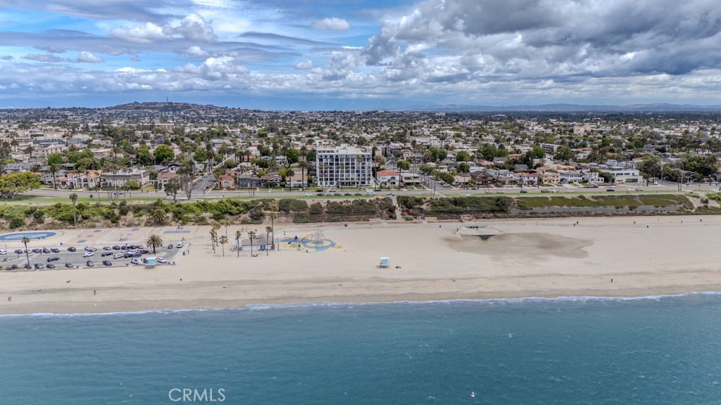 241 Lindero Avenue
