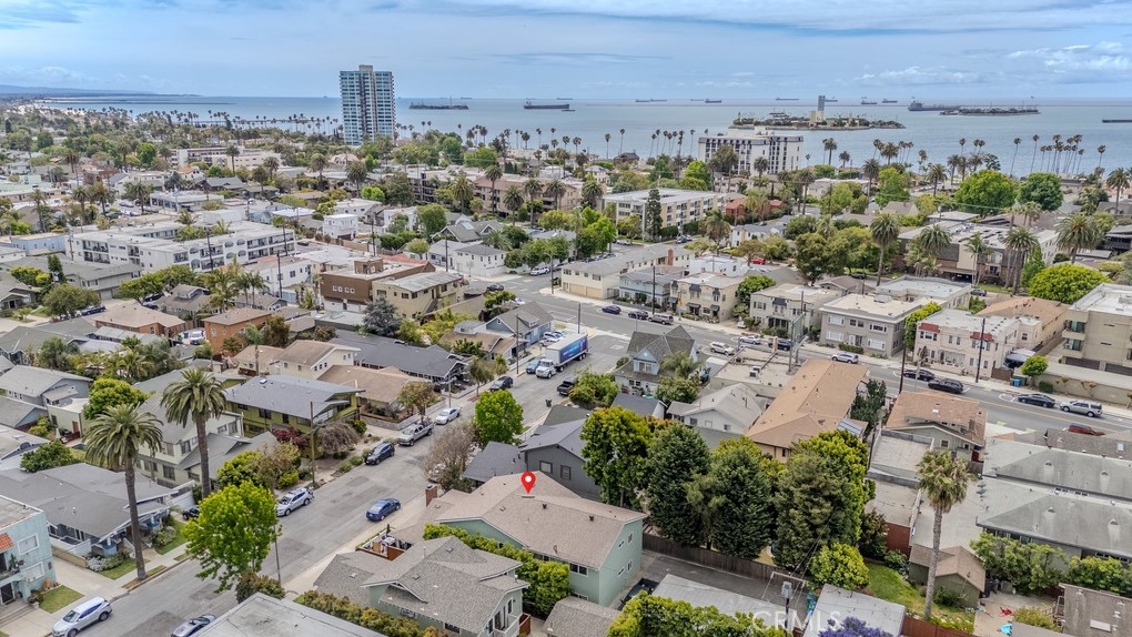 241 Lindero Avenue