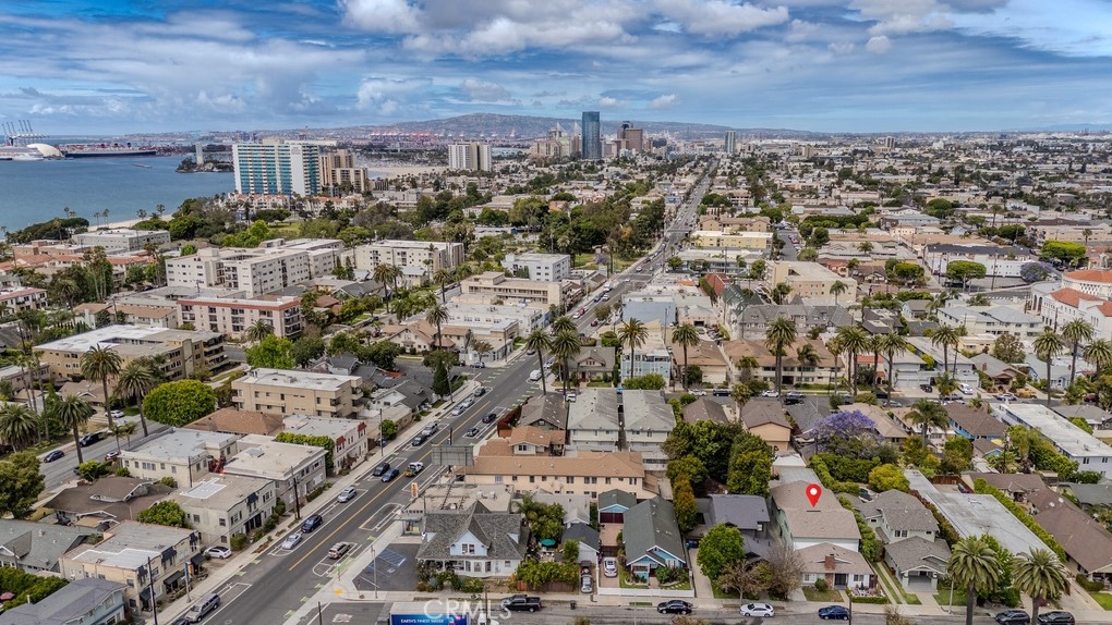 241 Lindero Avenue