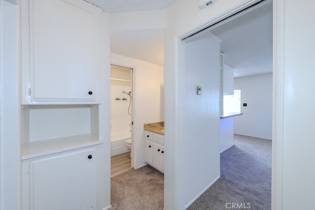 241 Lindero Avenue