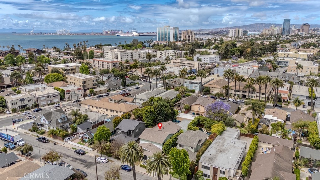241 Lindero Avenue