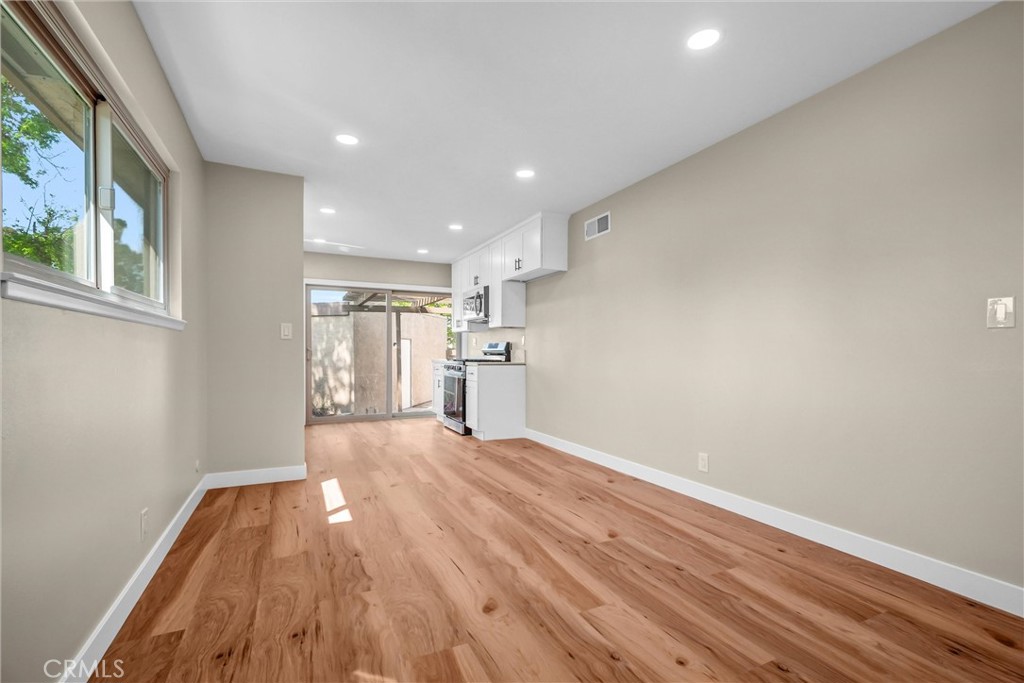 8616 Cornwall Circle