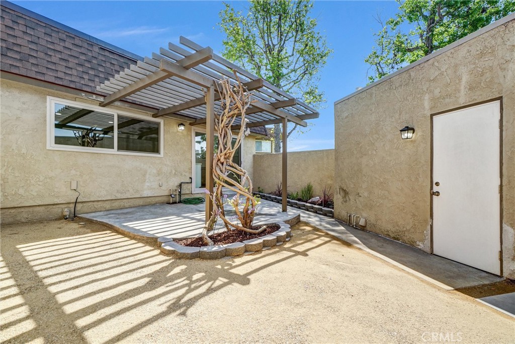 8616 Cornwall Circle
