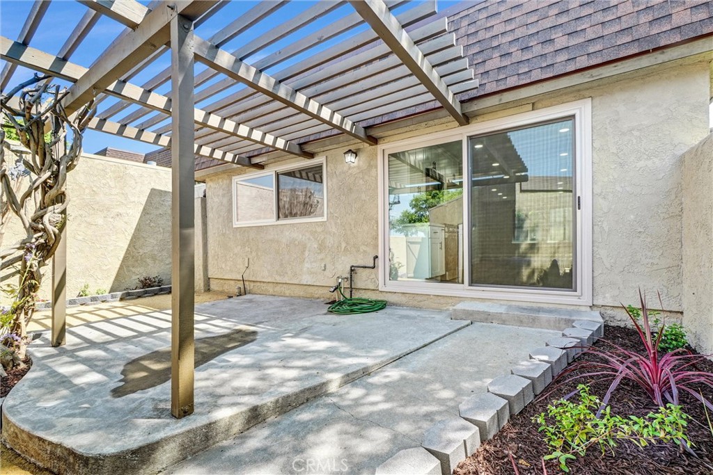 8616 Cornwall Circle