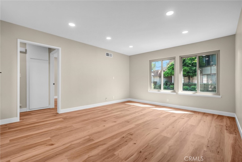 8616 Cornwall Circle