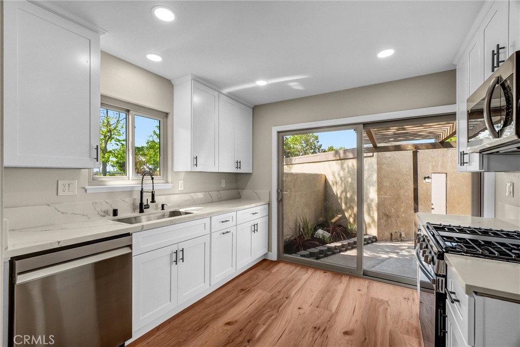 8616 Cornwall Circle