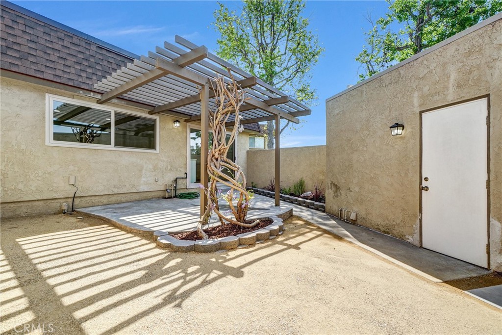 8616 Cornwall Circle