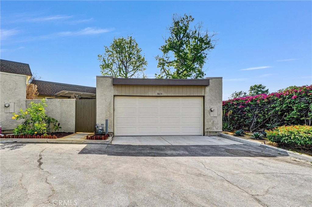8616 Cornwall Circle