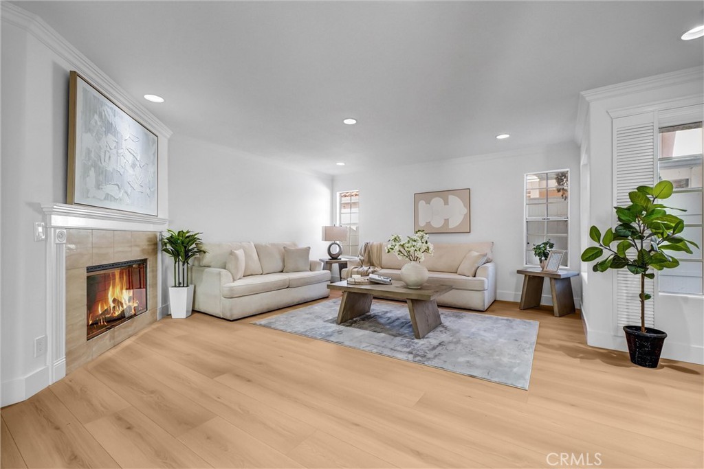 3545 Locust Avenue
