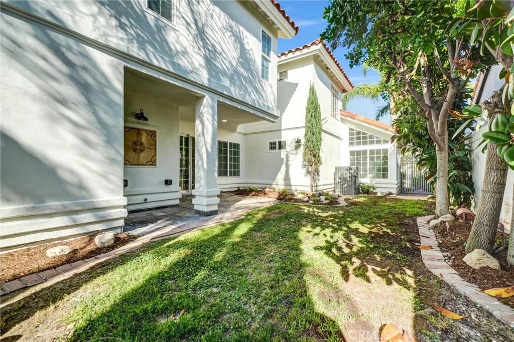 3545 Locust Avenue