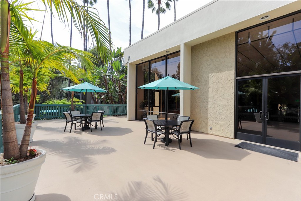 436 N Bellflower 115