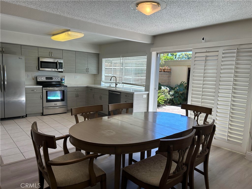 10089 Corral River Court