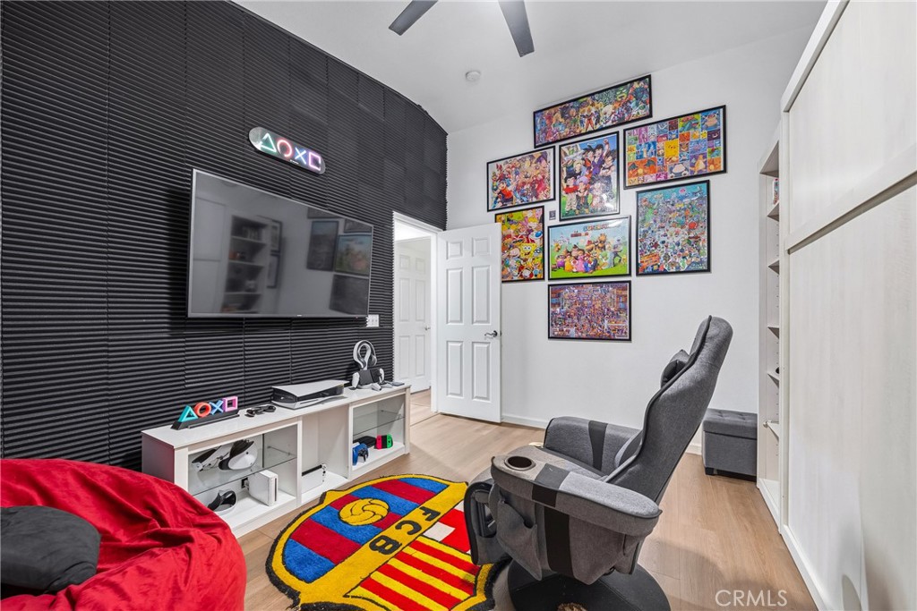 81411 Avenida Alamitos