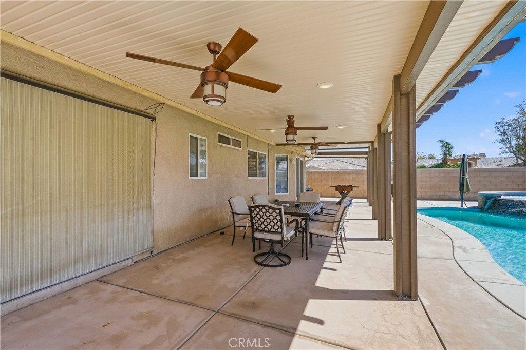 81411 Avenida Alamitos