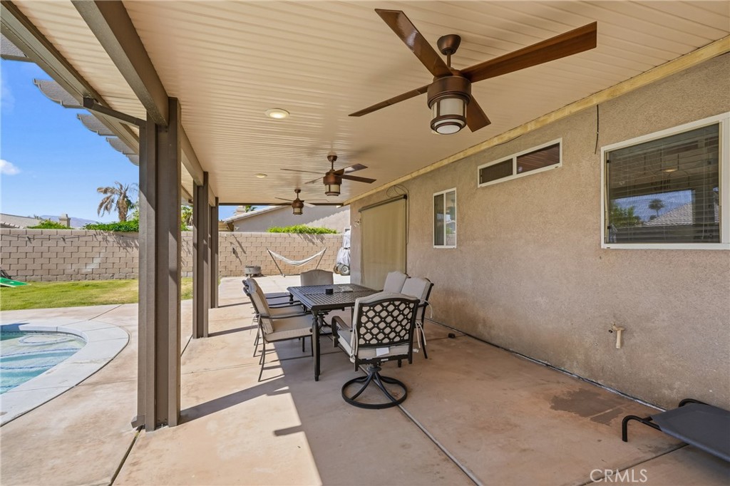 81411 Avenida Alamitos