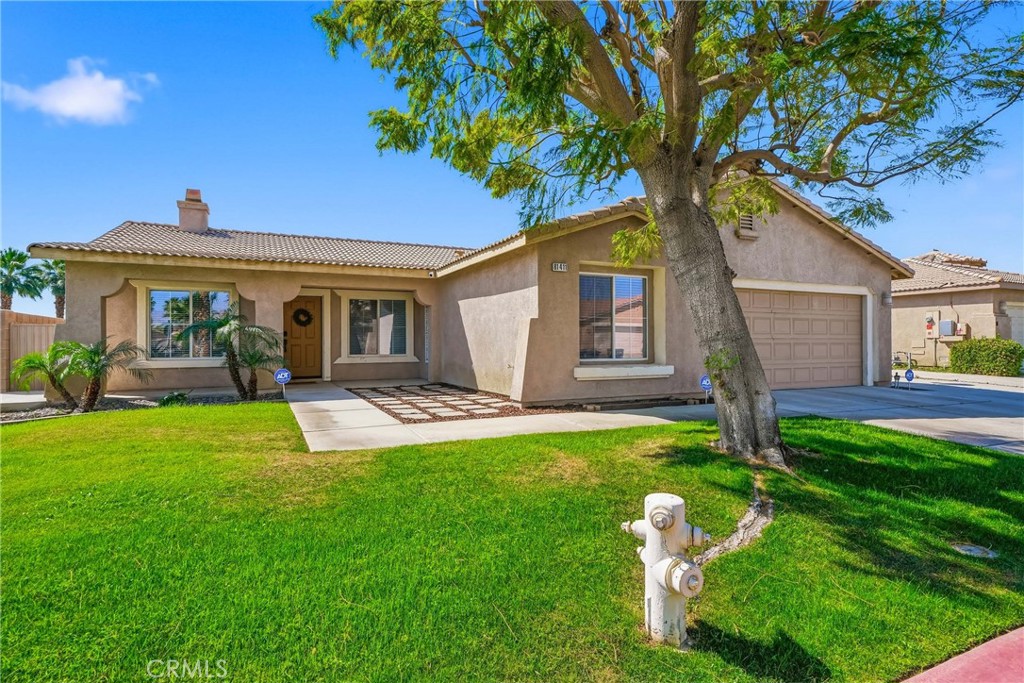 81411 Avenida Alamitos