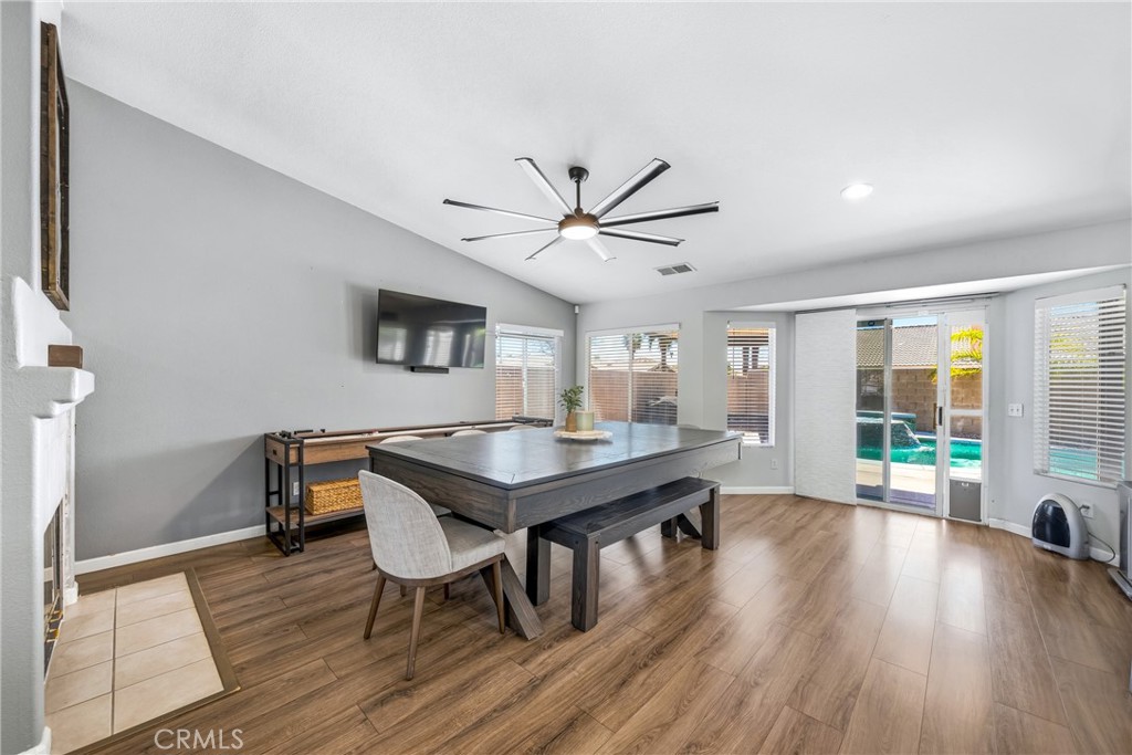 81411 Avenida Alamitos