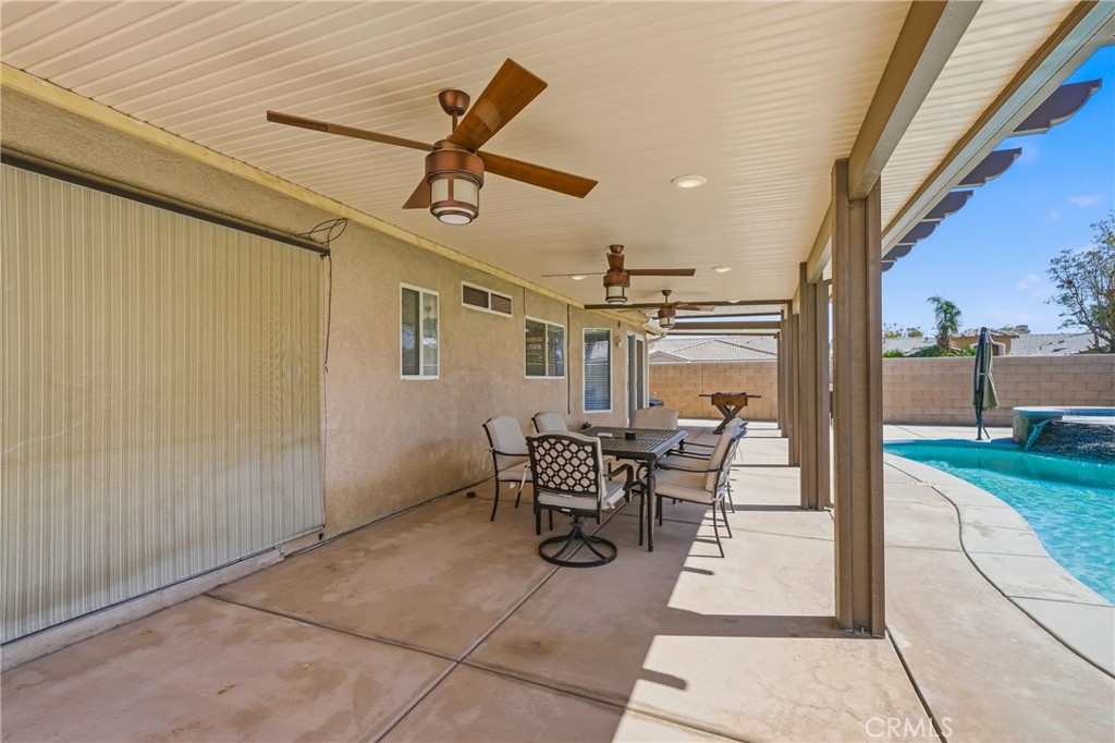81411 Avenida Alamitos