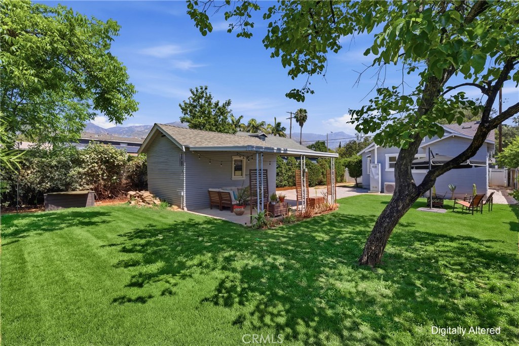 1993 N Marengo Avenue