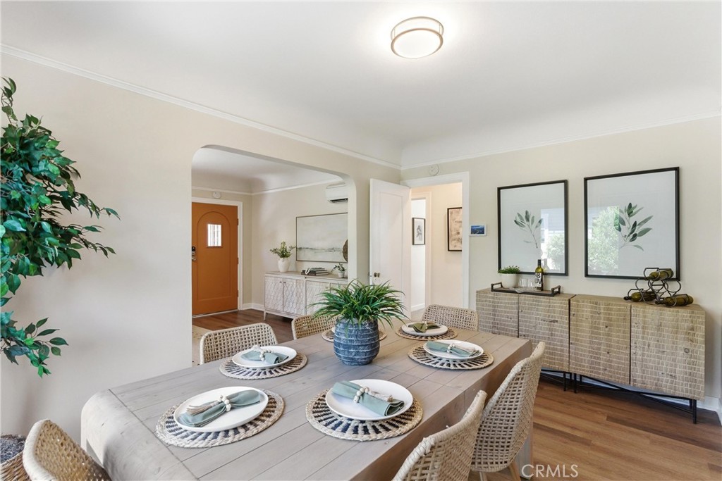 1993 N Marengo Avenue