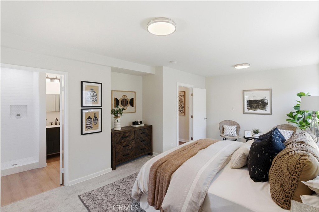 1993 N Marengo Avenue