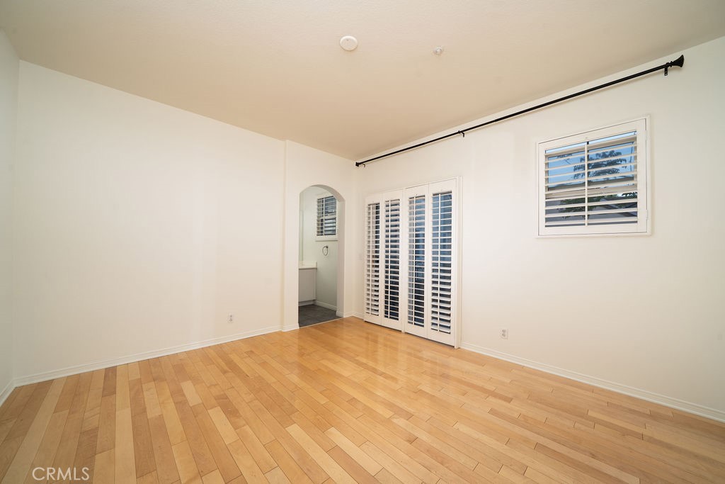 30 Burlingame